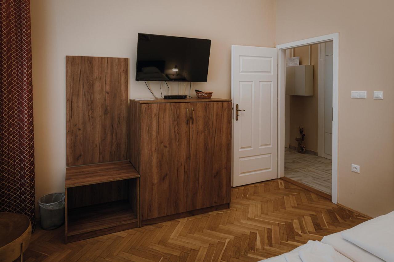 Dózsa Apartman Szeged Kültér fotó