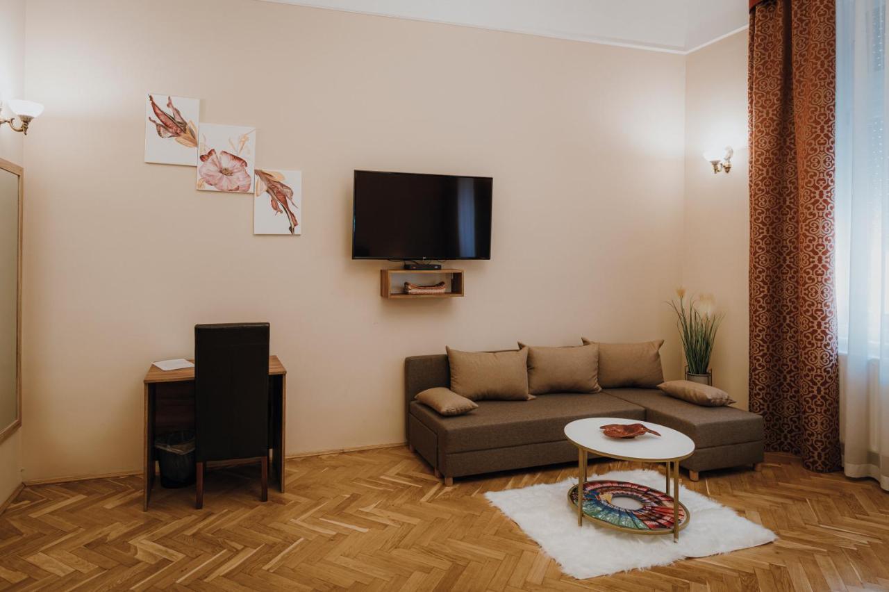 Dózsa Apartman Szeged Kültér fotó