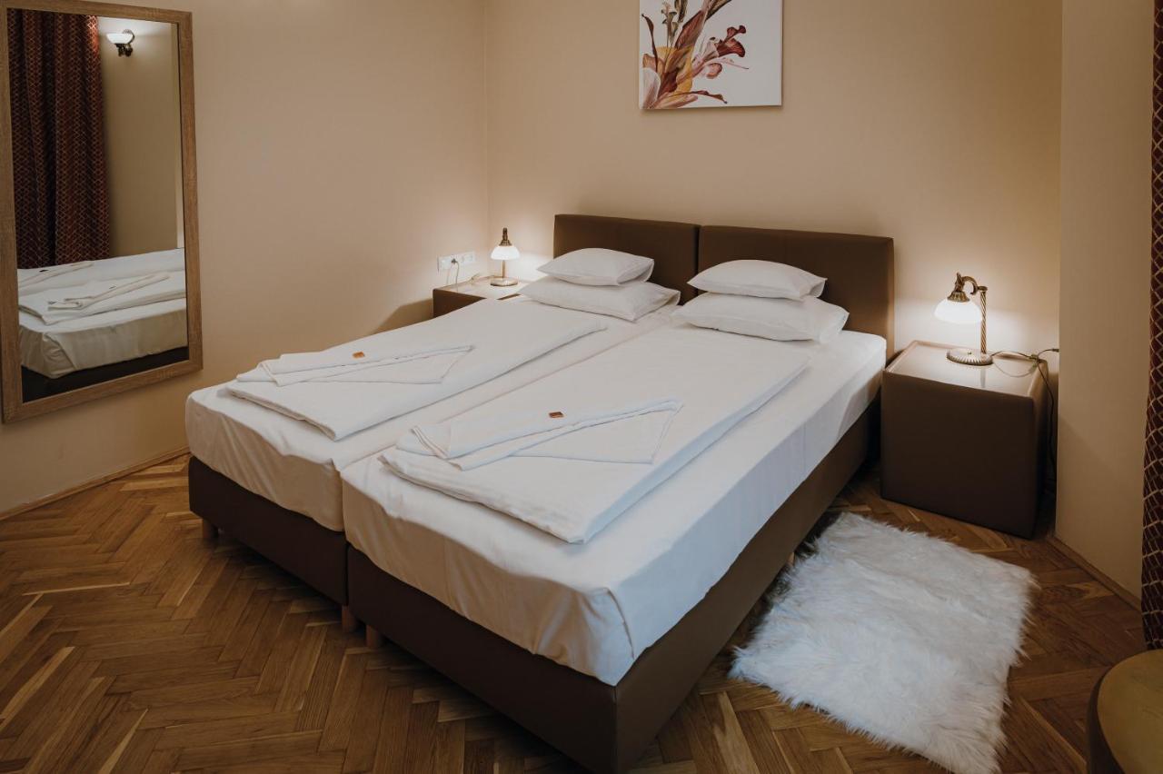 Dózsa Apartman Szeged Kültér fotó